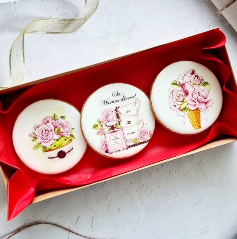 Dekoruoti meduoliniai sausainiai "Rožių aromatas" 2