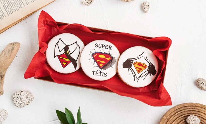 Dekoruoti meduoliniai sausainiai "Super Tėtis"